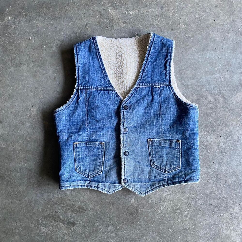 Nelson-made Men's Blue Gilet